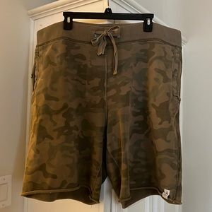 WANDERWALL Surf shorts in Camo.  Size 42.  Vintage.  Worn  with cool vibes.